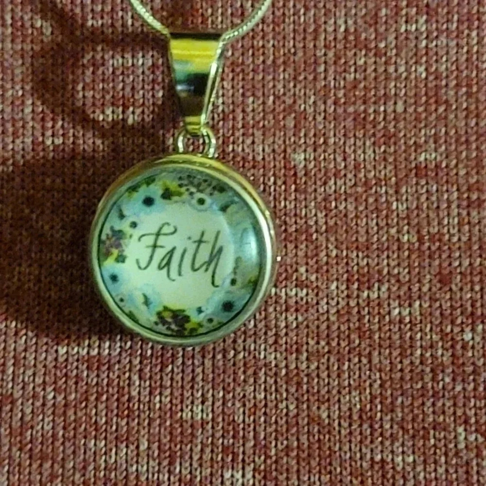 𝅺teen necklaces